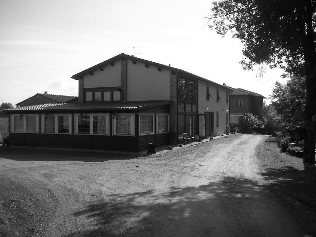 Agriturismo La Marletta Imola Exteriör bild