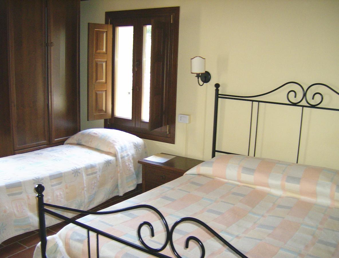 Agriturismo La Marletta Imola Rum bild